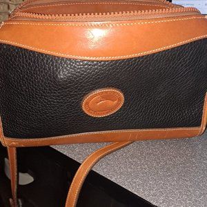 Dooney Bourke Pebble leather Handbag